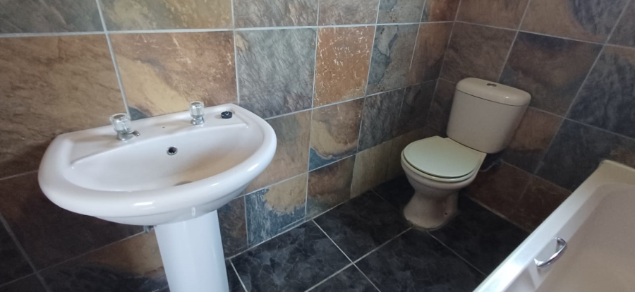 To Let 1 Bedroom Property for Rent in Bohlokong Free State